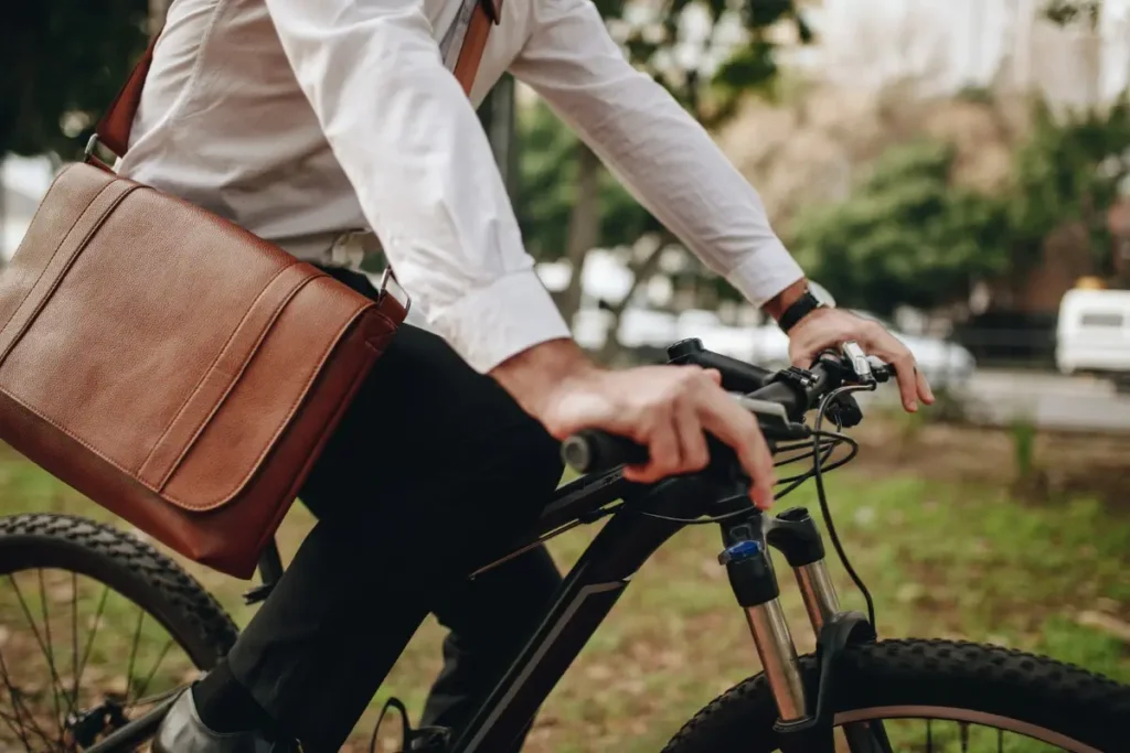 Beginn der Arbeitszeit: Was zählt wirklich? - Rechtliche Grundlagen und digitale Lösungen